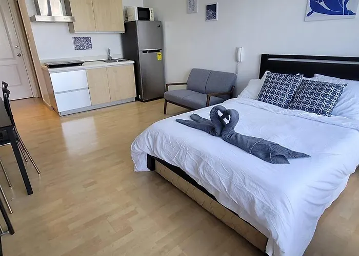 Apartment Gramercy / 55th F / Amazing View / Wi-fi / Peaceful *